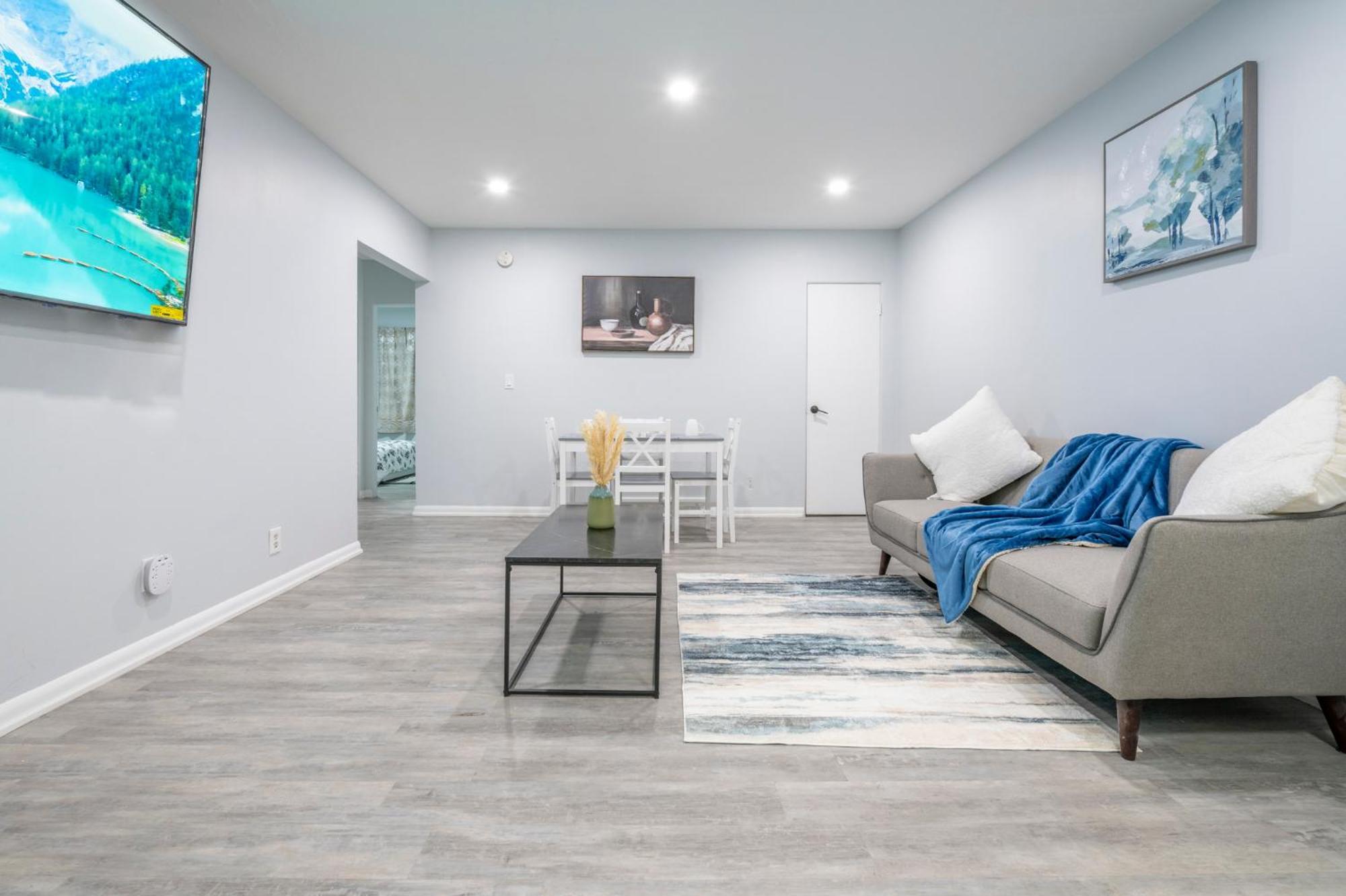 Centre Street Upper 2Bedsuite 4408 YYC Kültér fotó